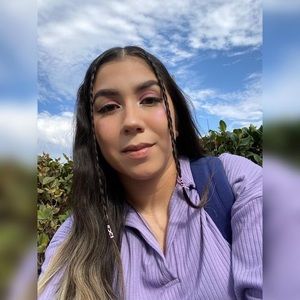 Meet your Posher, Sinthia